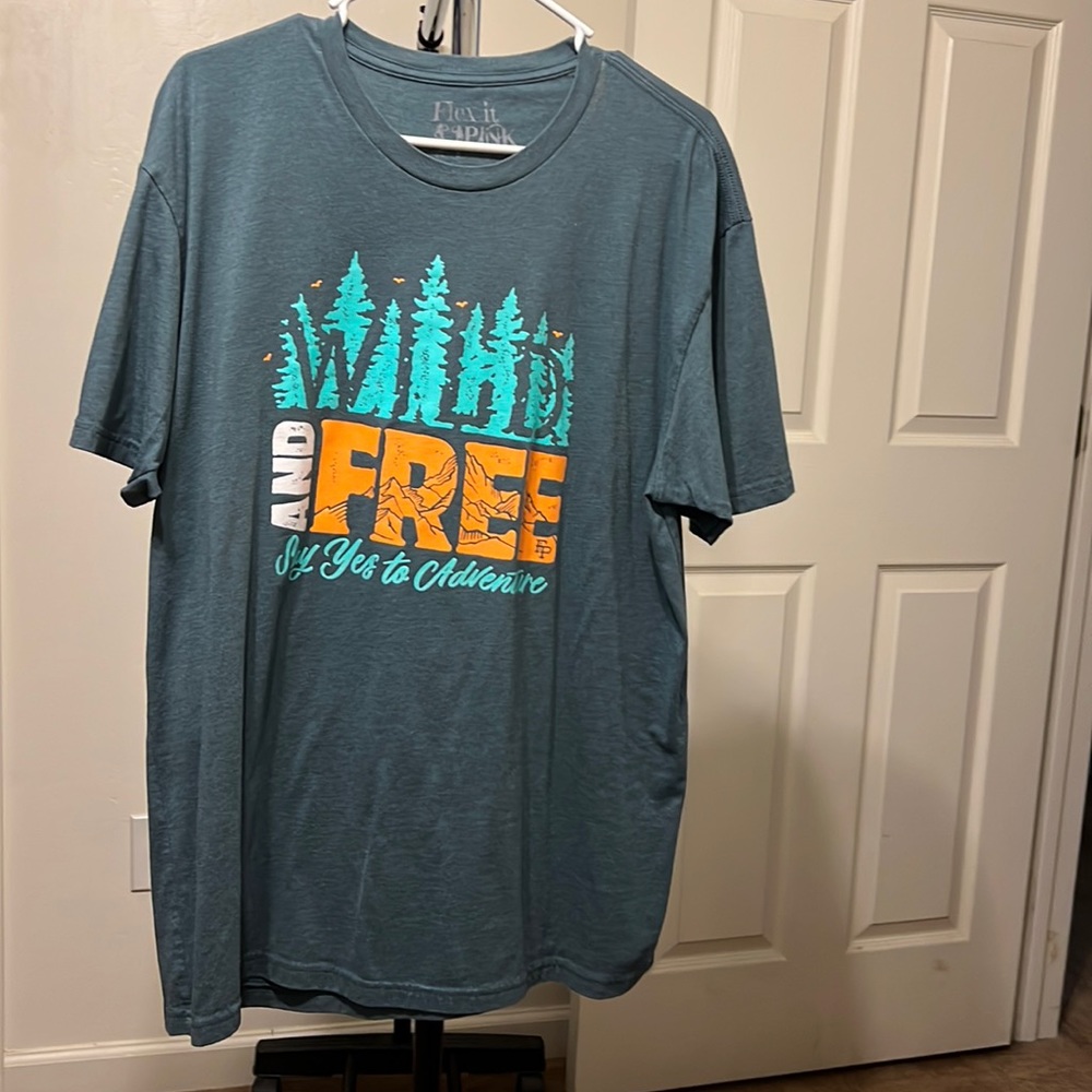 Women’s T-shirt